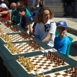 Simultanea di scacchi in piazza del Campidoglio da altra angolazione
